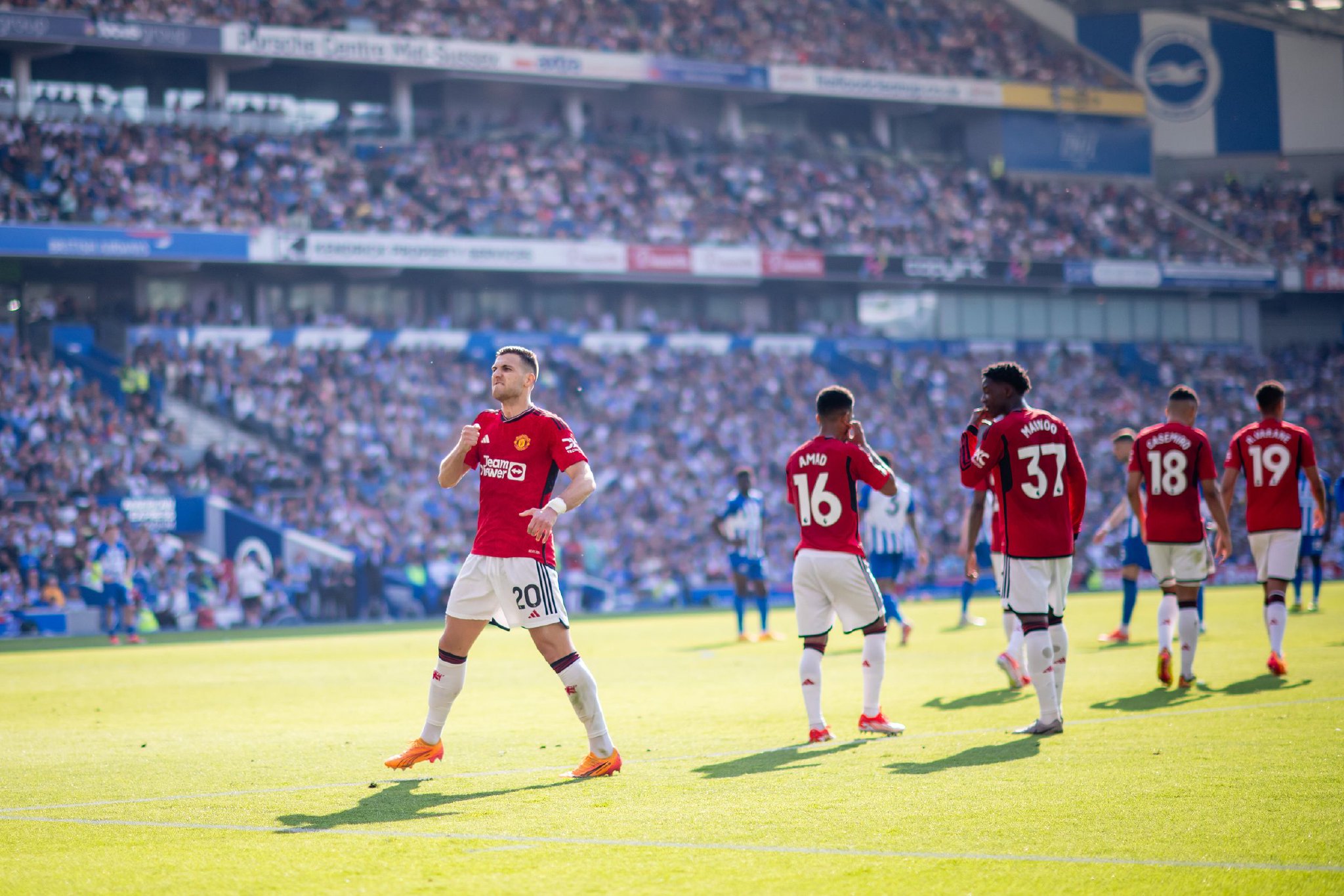 伊伦当前的 伊伦当前的